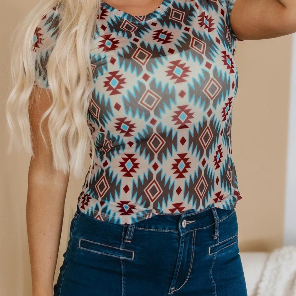 White and Green Fitted Cap Sleeve Tee